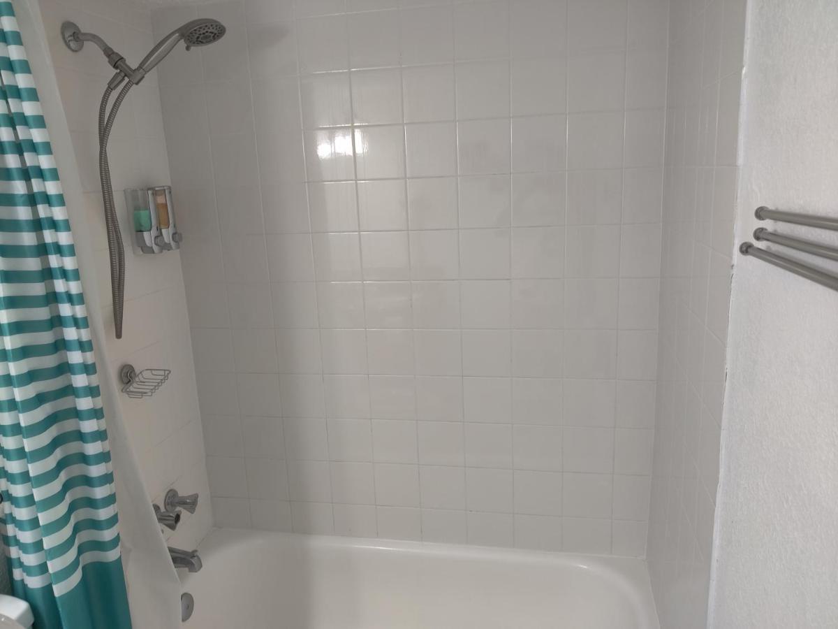 Centauri Vacation Rentals Beautiful 2-Bedroom Condo, Near All Orlando Attractions, Free Parking & Wi-Fi, King Bed, #1 Eksteriør billede