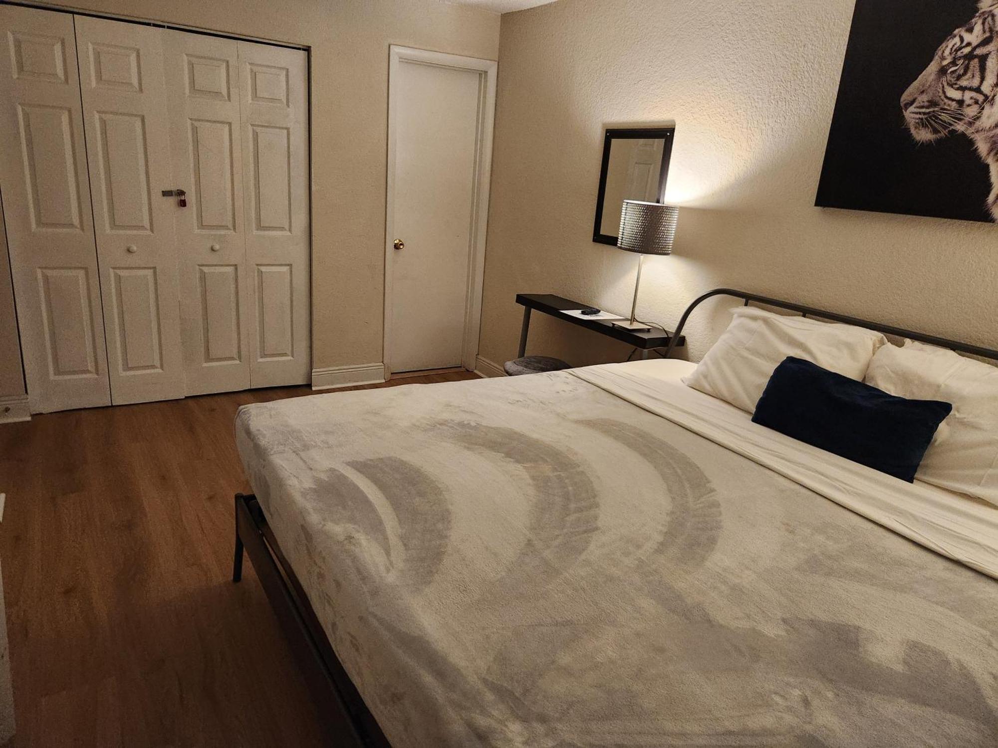 Centauri Vacation Rentals Beautiful 2-Bedroom Condo, Near All Orlando Attractions, Free Parking & Wi-Fi, King Bed, #1 Eksteriør billede
