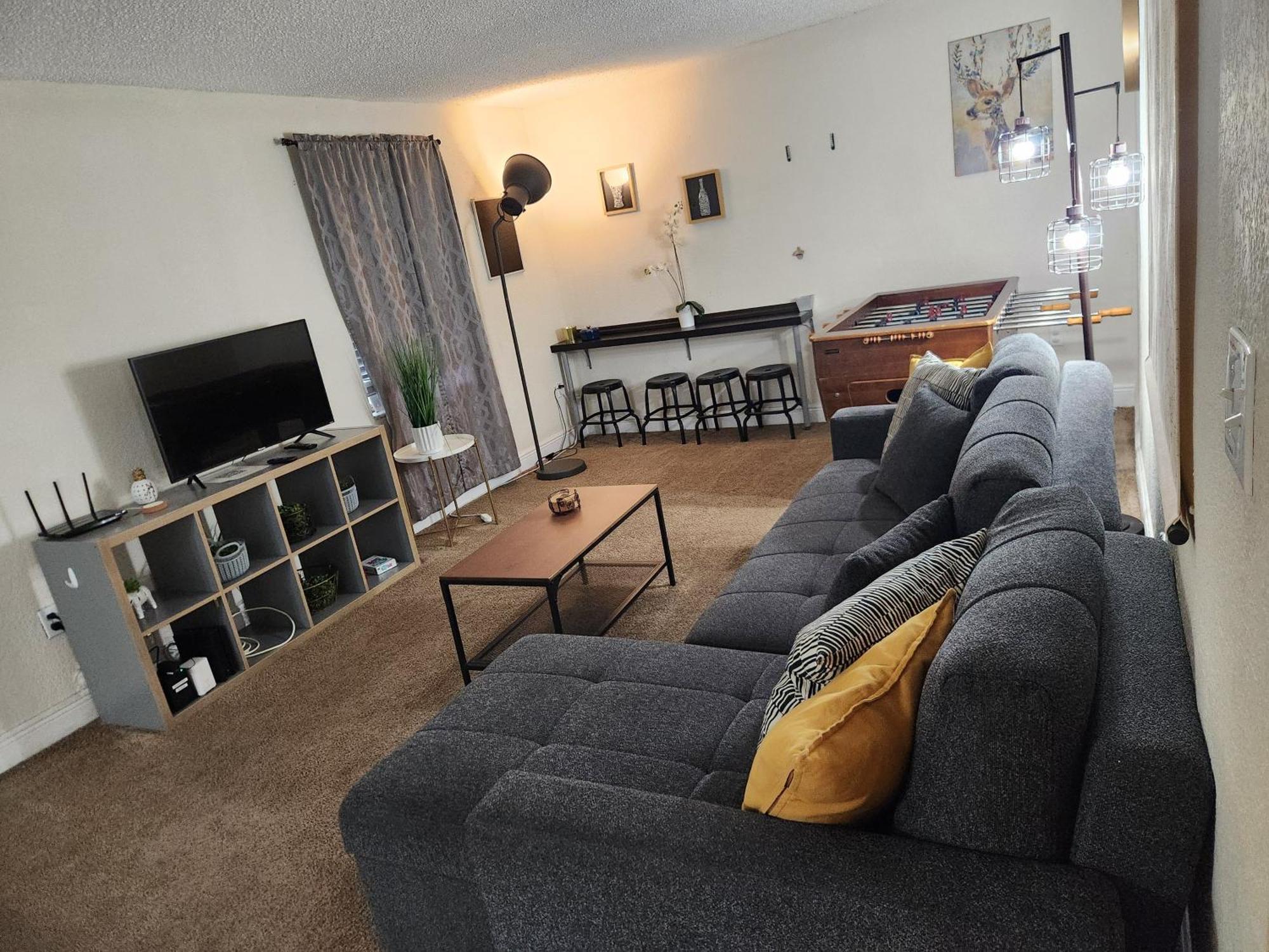 Centauri Vacation Rentals Beautiful 2-Bedroom Condo, Near All Orlando Attractions, Free Parking & Wi-Fi, King Bed, #1 Eksteriør billede