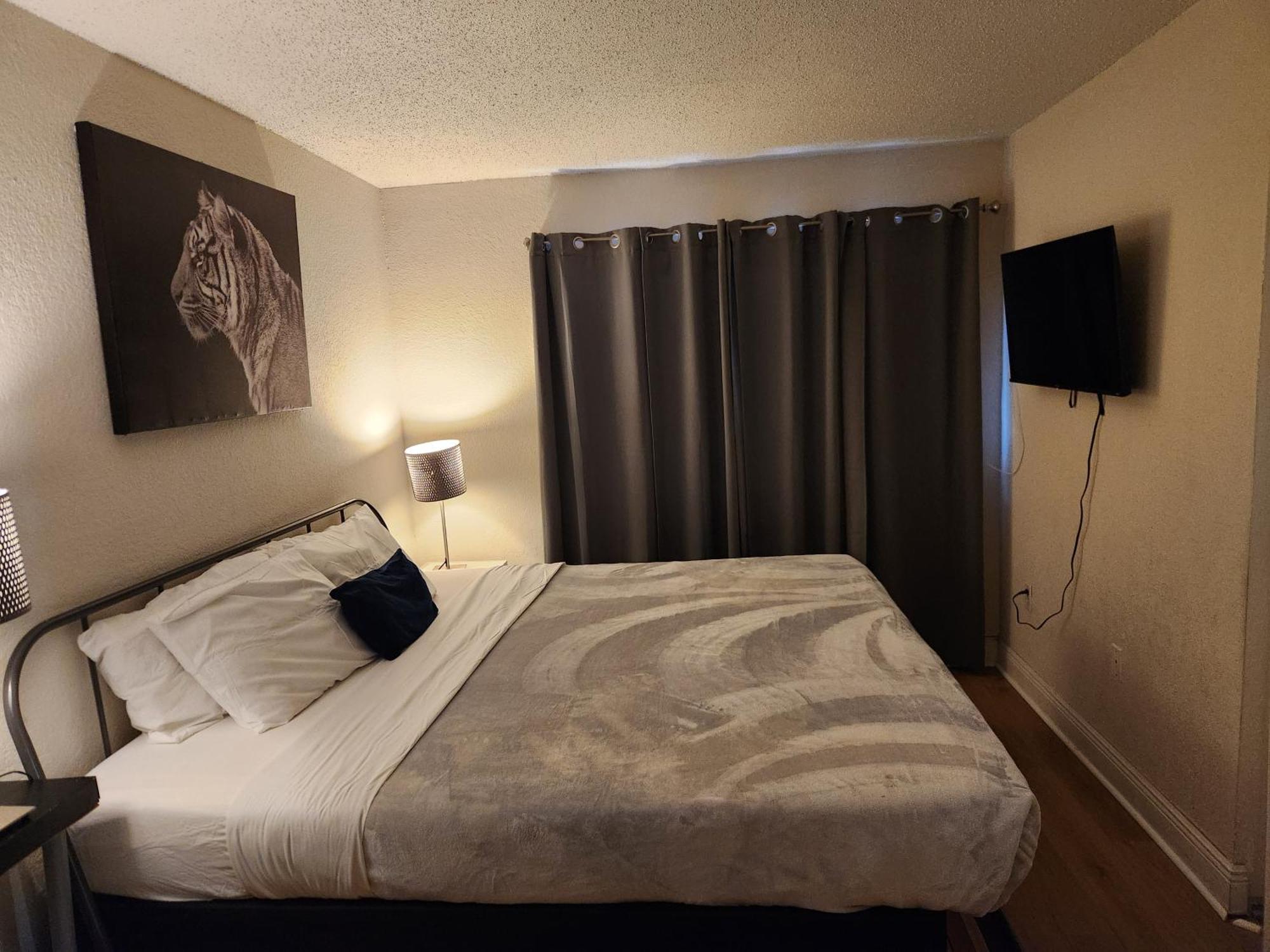 Centauri Vacation Rentals Beautiful 2-Bedroom Condo, Near All Orlando Attractions, Free Parking & Wi-Fi, King Bed, #1 Eksteriør billede